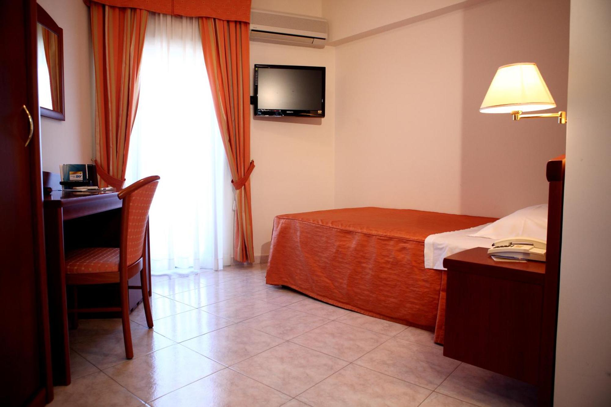 Hotel Za Maria Santo Stefano di Camastra Habitación foto